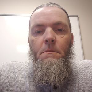 Meet your Posher, Clarence